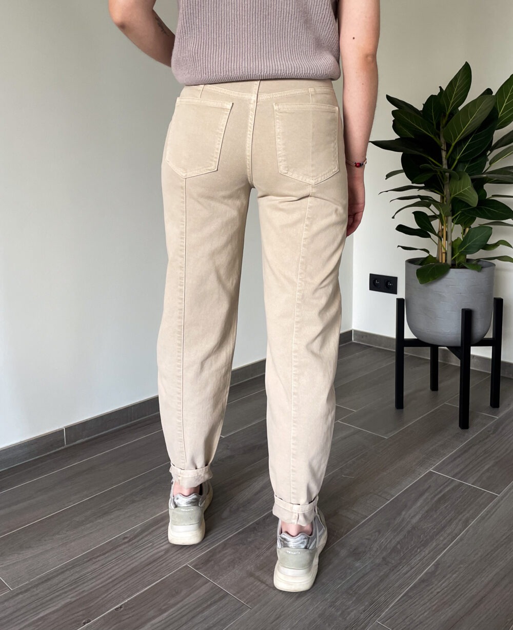 LAURA BARREL JEANS - DESERT BEIGE